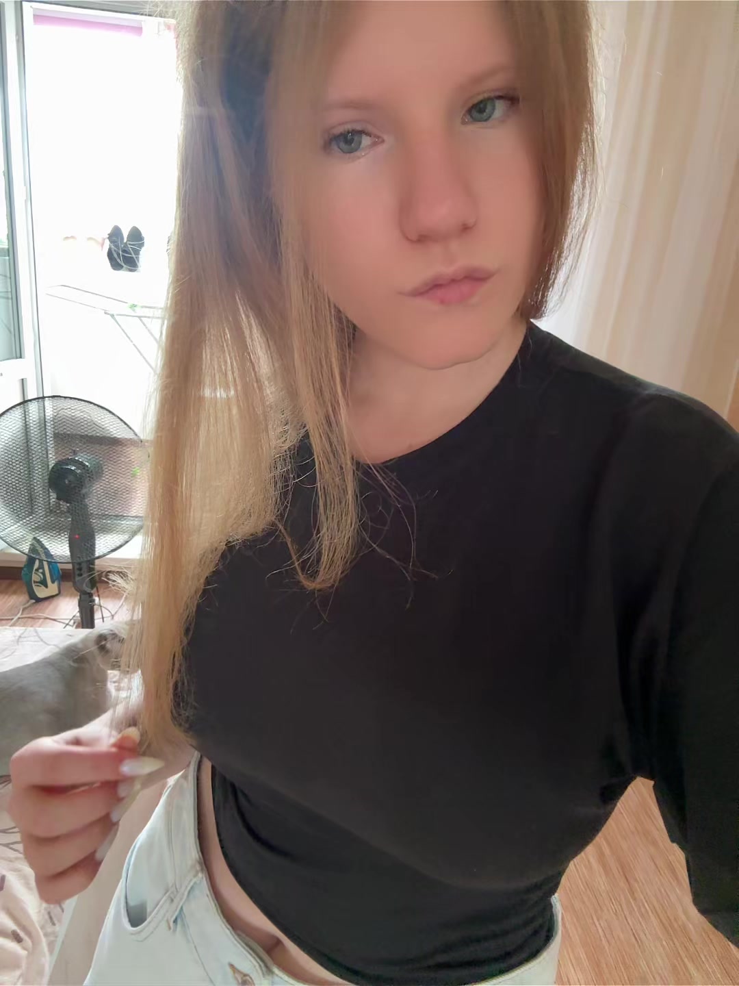 @mamakarina)