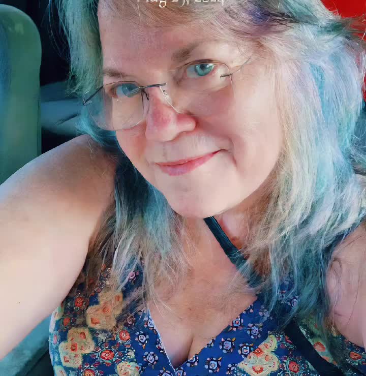 @Brighteyedartist