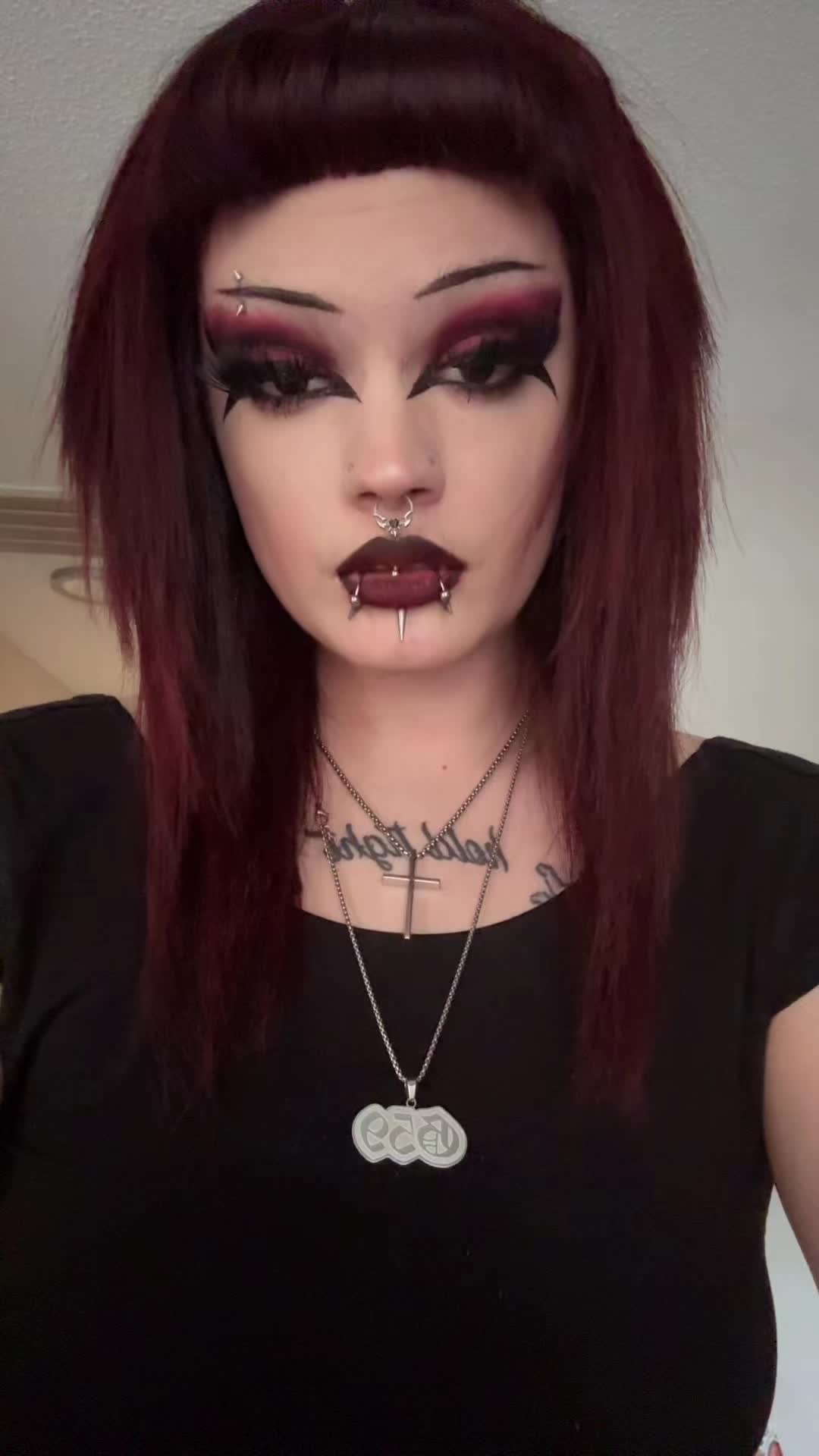 @Ally 🖤