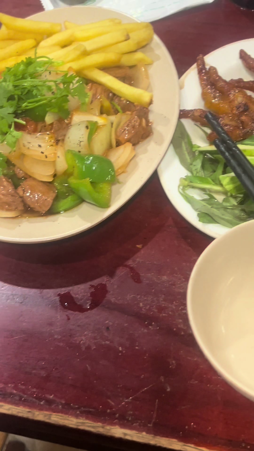 @𝑻𝒉𝒂𝒏𝒉 𝑽𝒂̂𝒏 ☘︎