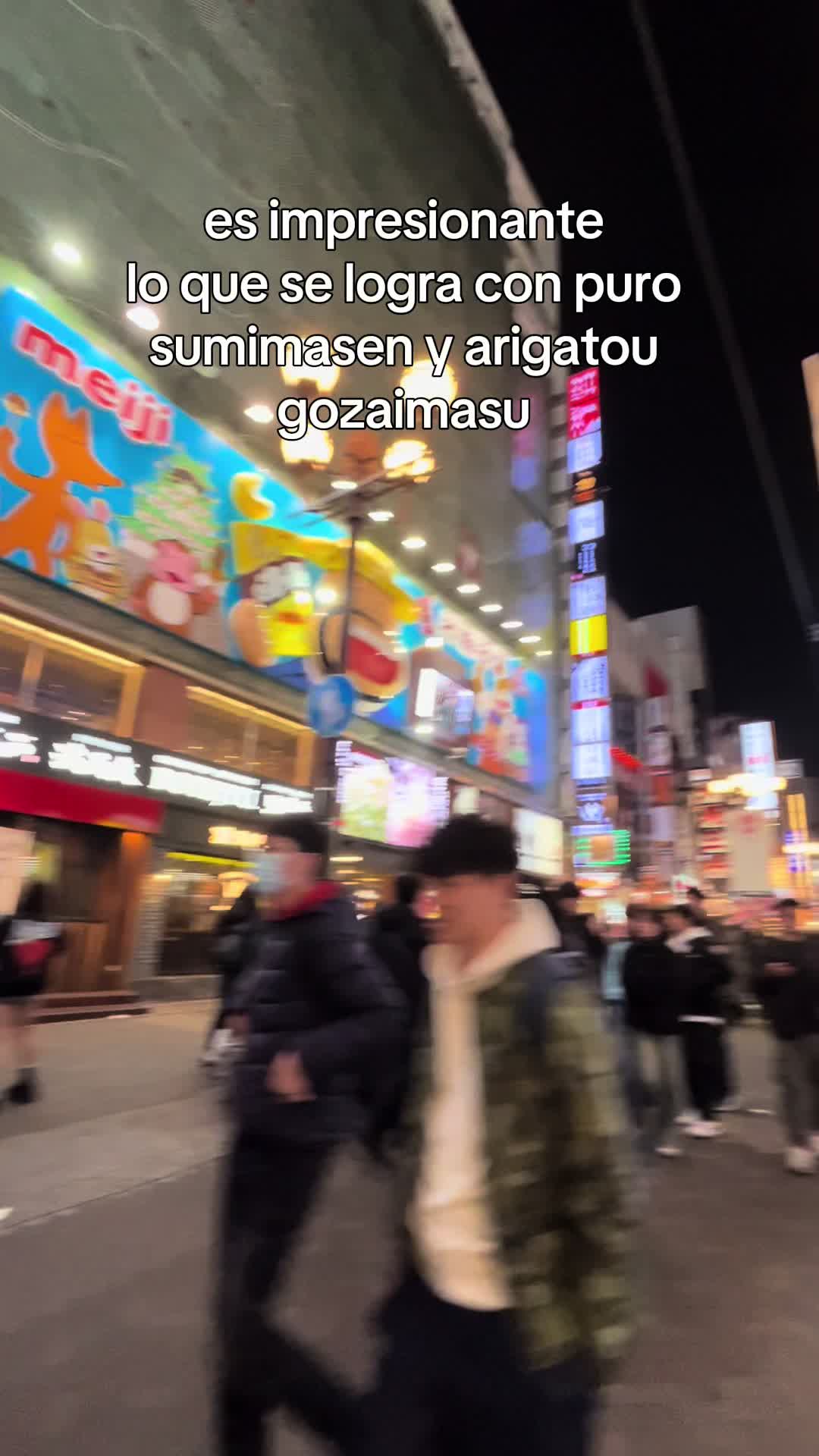 @𝐌𝐚𝐮𝐯𝐞 🍒
