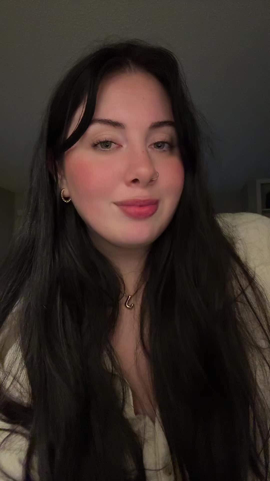 @J✨