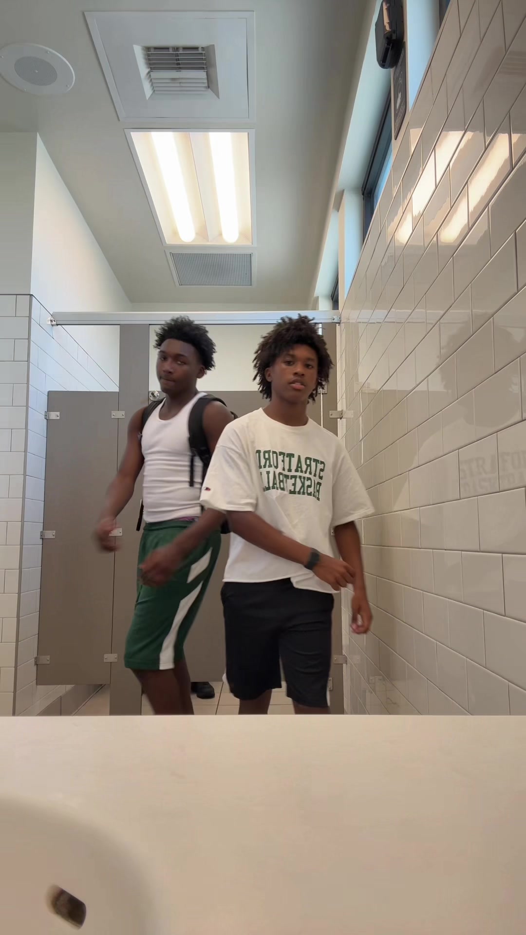 @Zo
