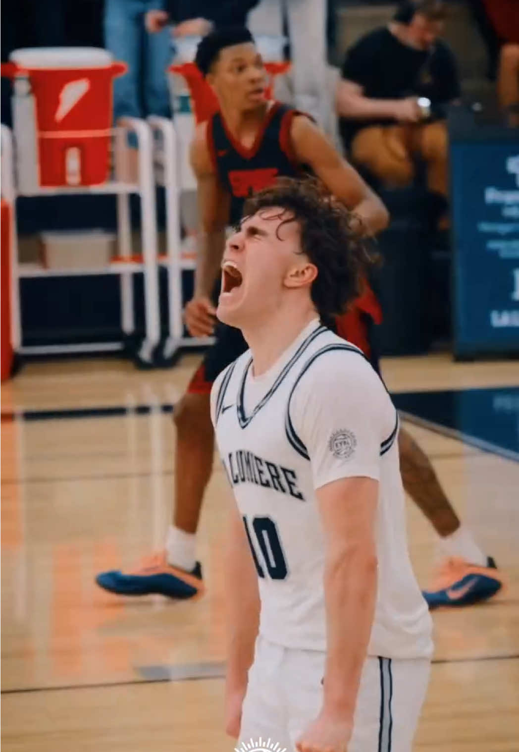 @nikeeyb