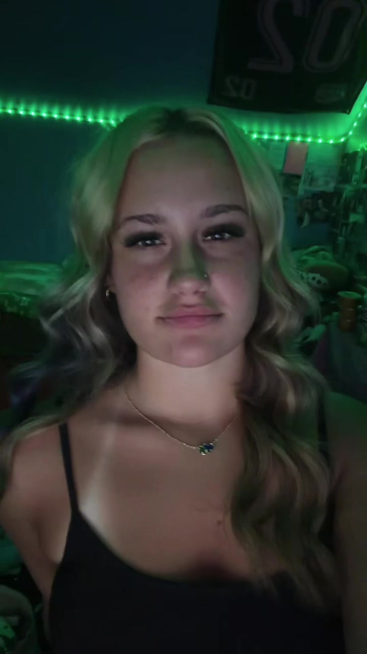 @𝐭 𝐚 𝐲 𝐥 𝐨 𝐫