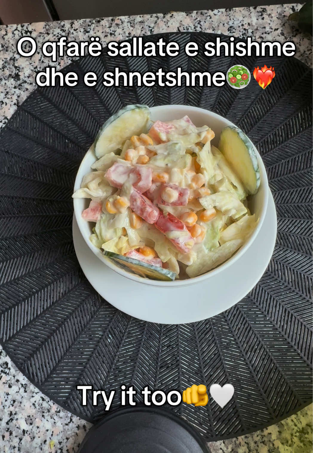 @Qendresa.
