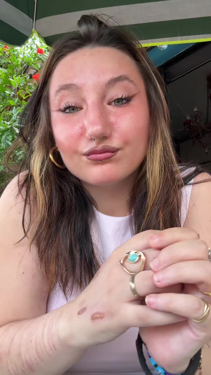 @Allegra🏳️🌈