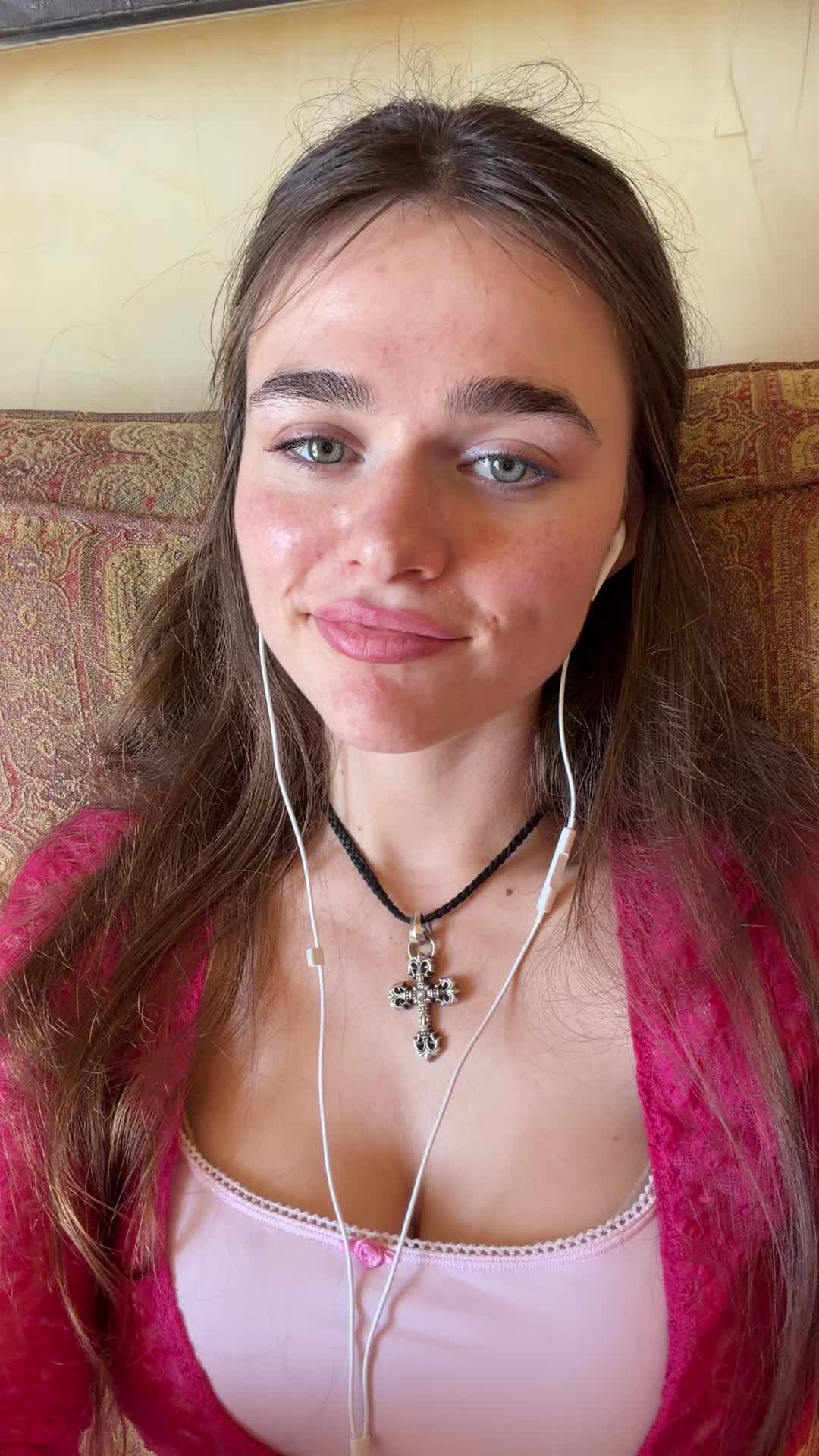@Megnutt02