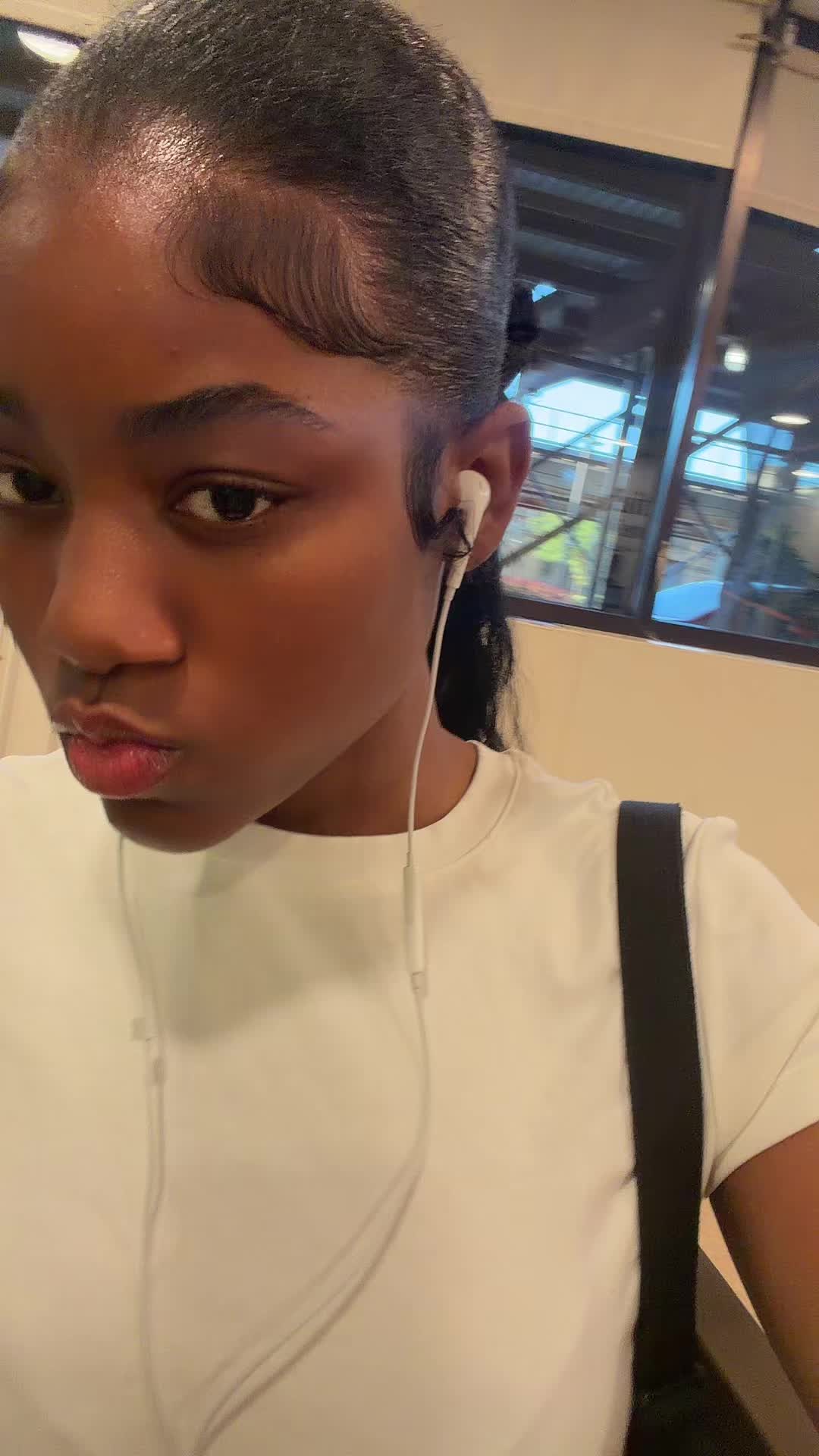 @zairajade