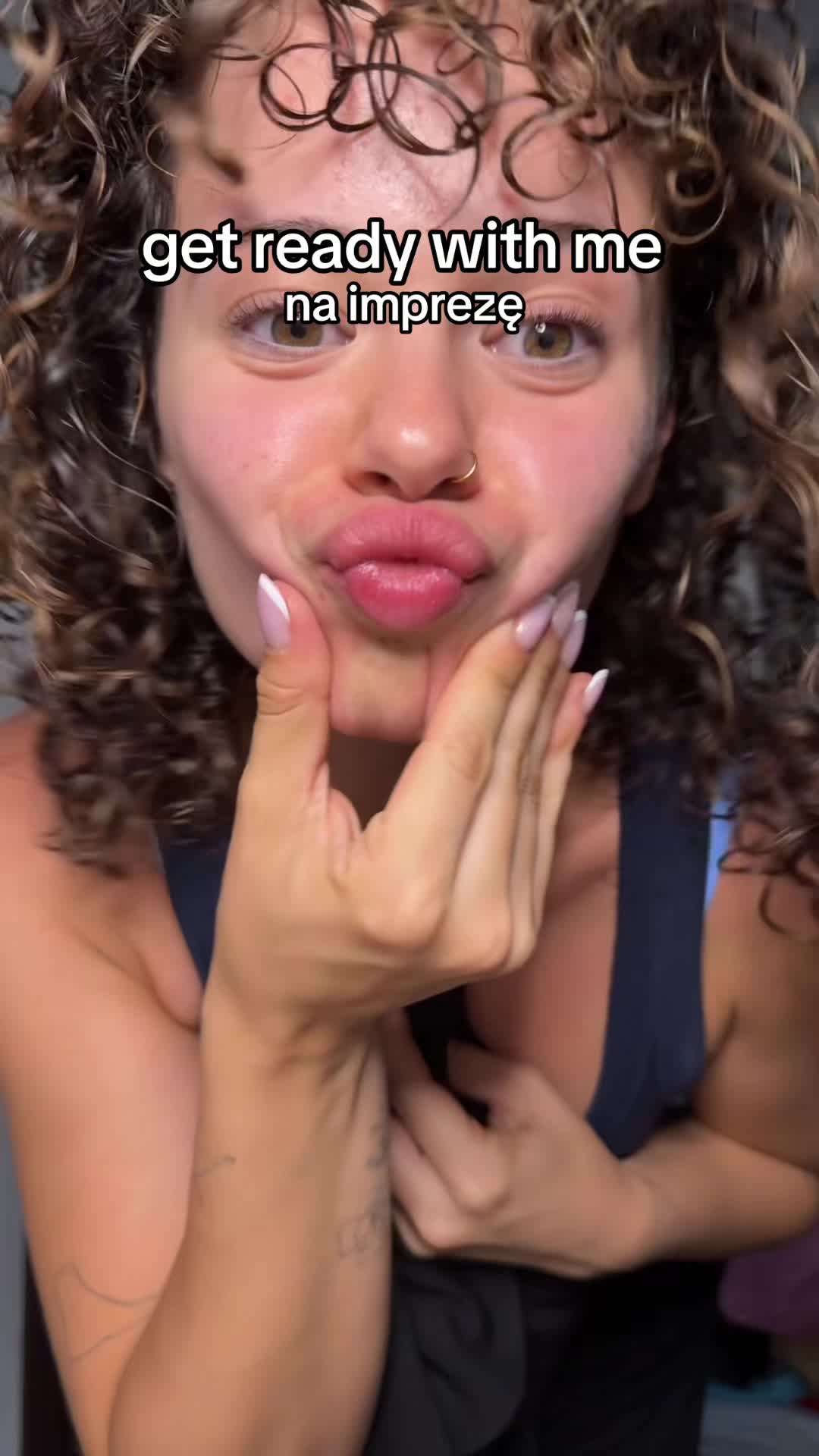 @CURLYBROWNIE• hair, GRWM •