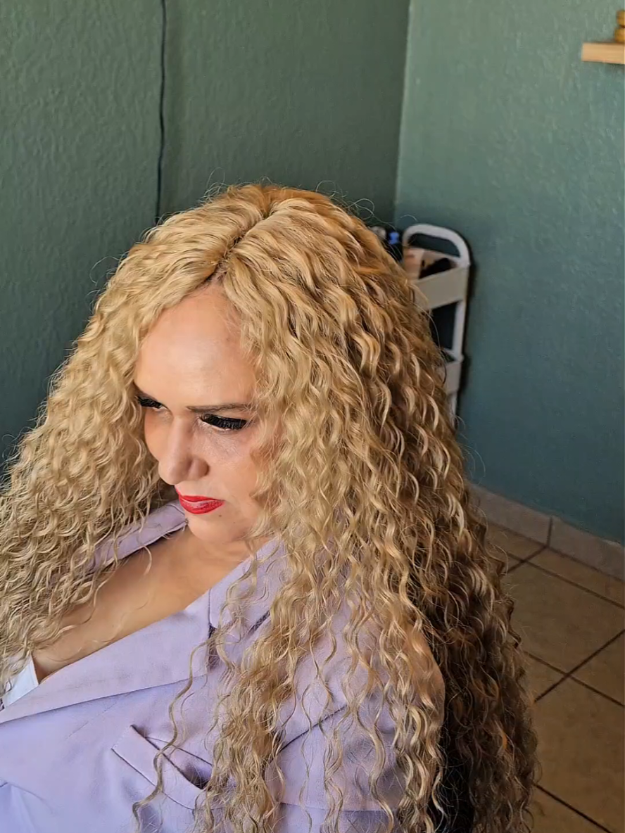 @ItzelbraidsTJ