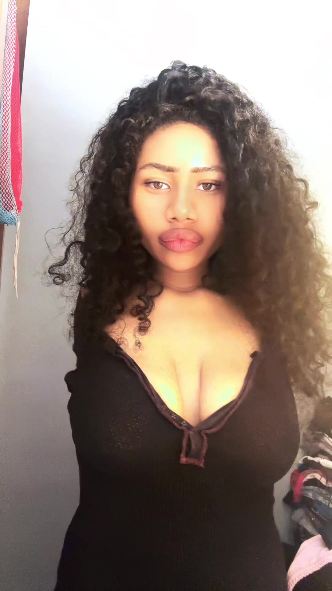 @Angel Leonora