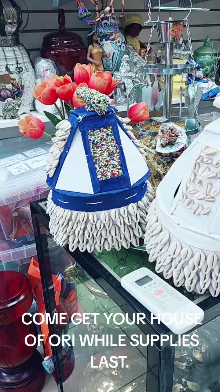 @House of Radiation Botanica