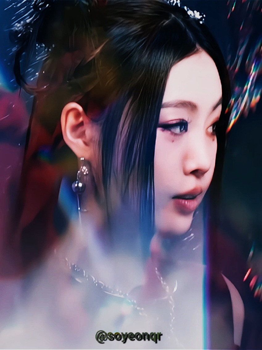 @𝐬𝐨𝐲𝐞𝐨𝐧𝐪𝐫*