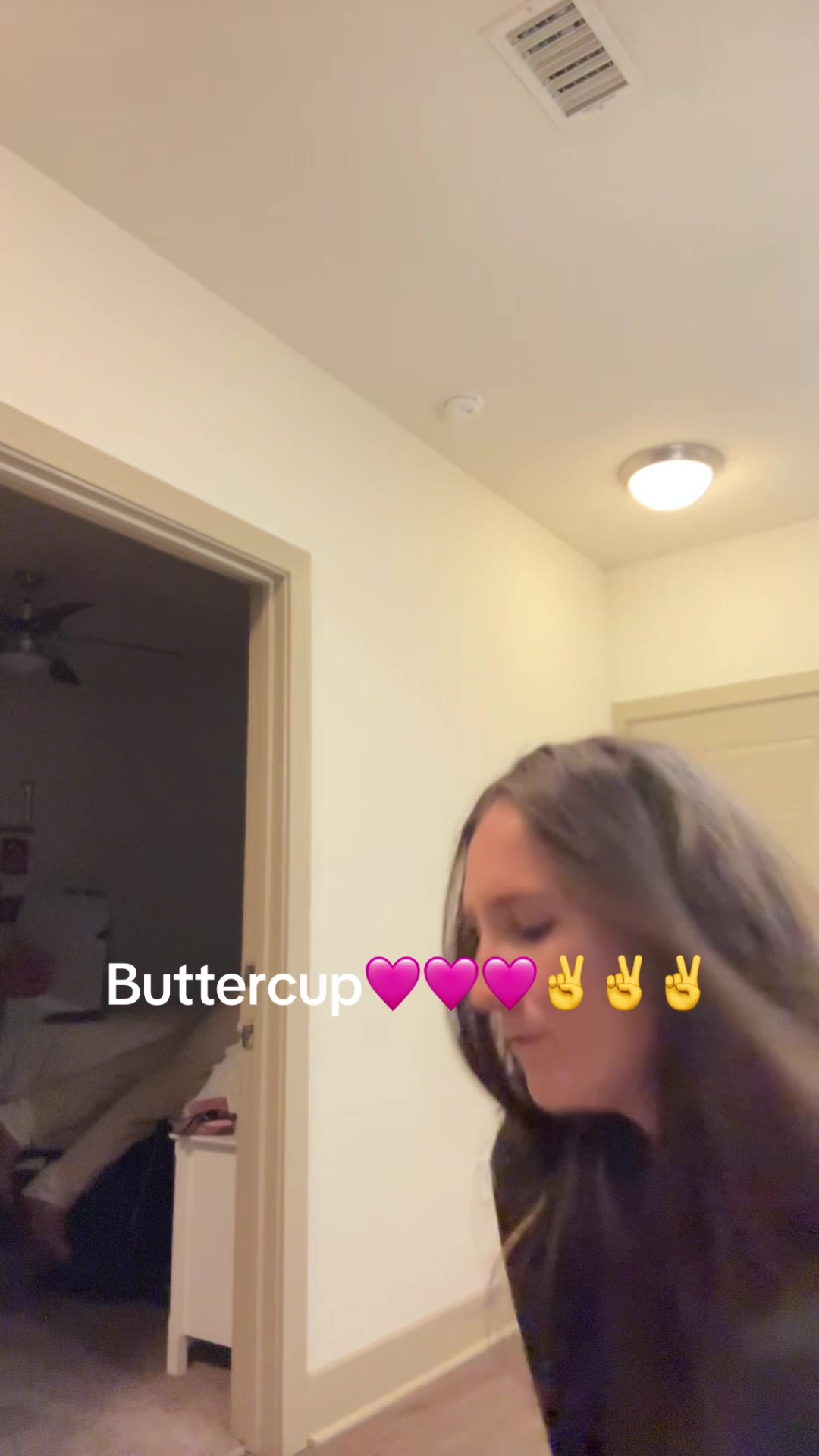 @laura