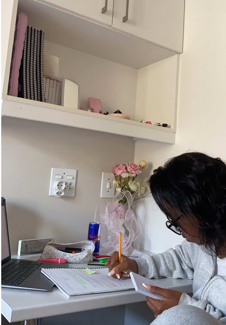 @_anele.kunene
