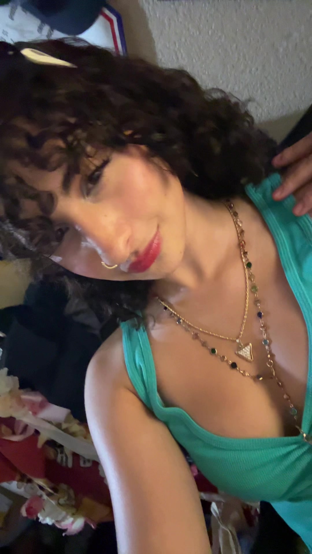 @…