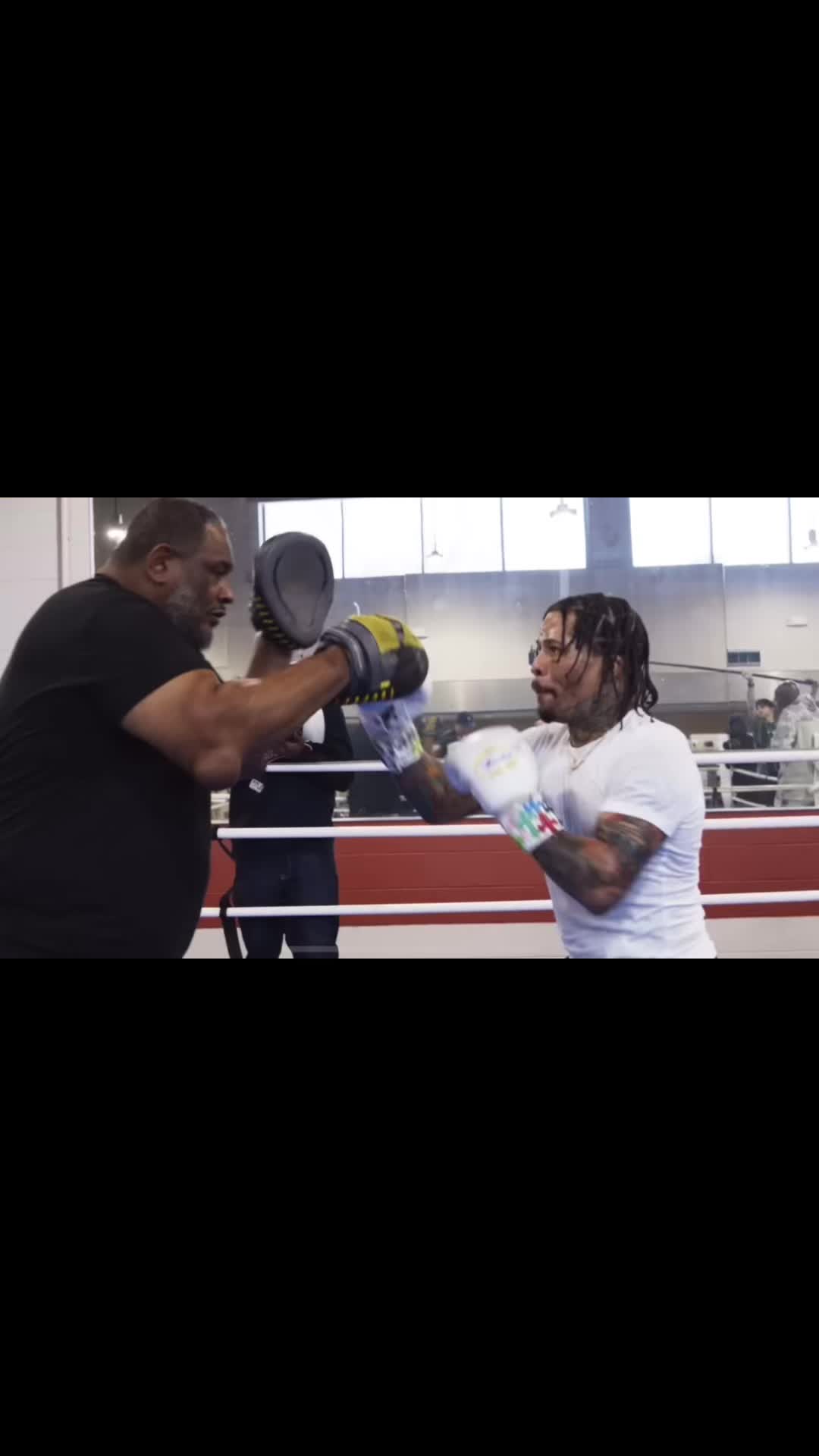 @BoxingEnt.10