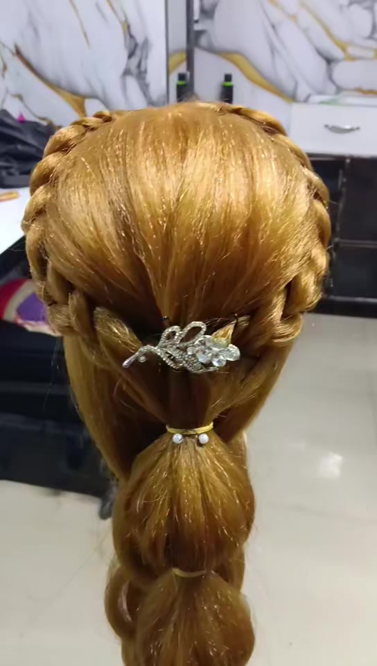 @Shreya beauty parlour🧿