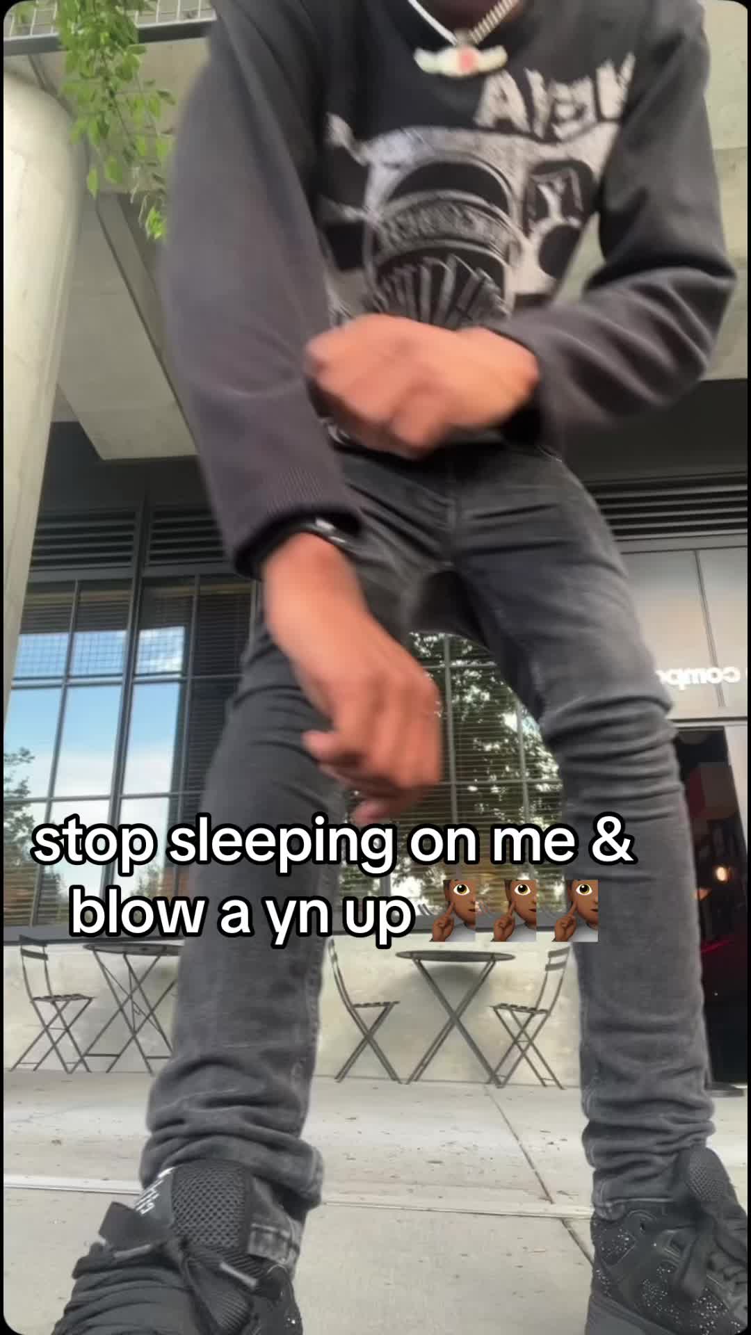 @🏃🏾💵