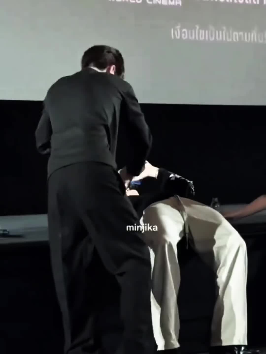 @𝘩𝘦𝘺𝘺𝘣𝘶𝘣𝘣𝘭𝘦