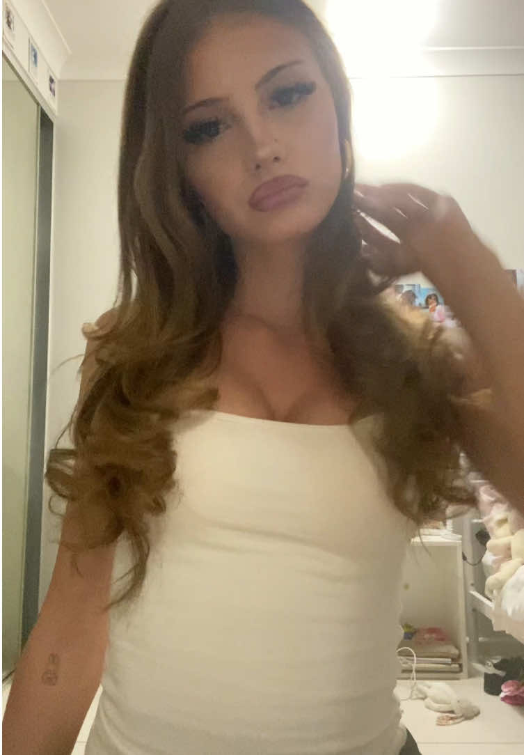 @elyssa🧁