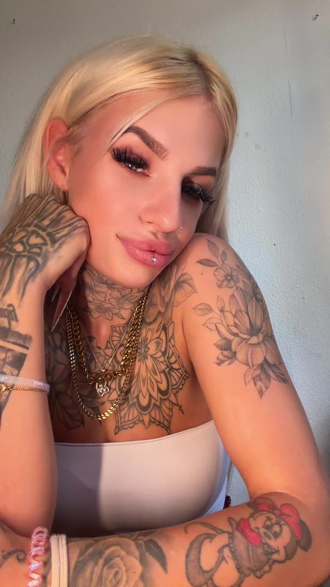 @Jassiii💜🕊️