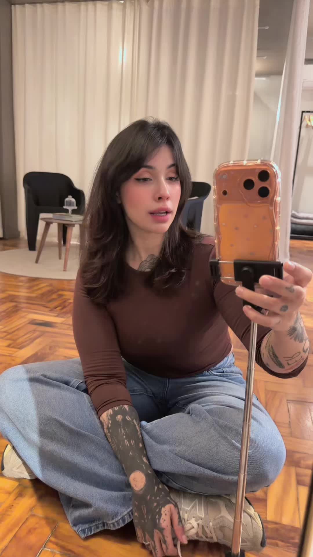 @Gabriela Lindner