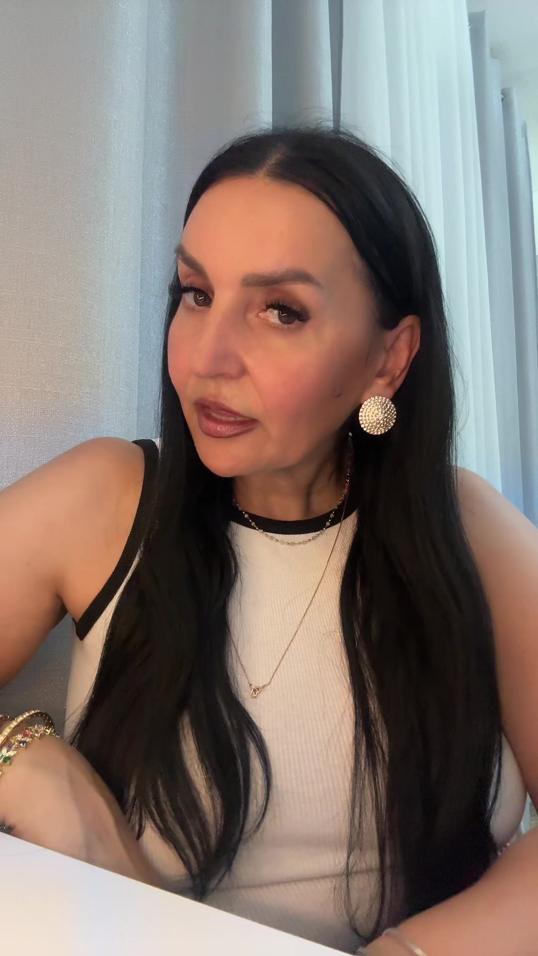 @Veronica