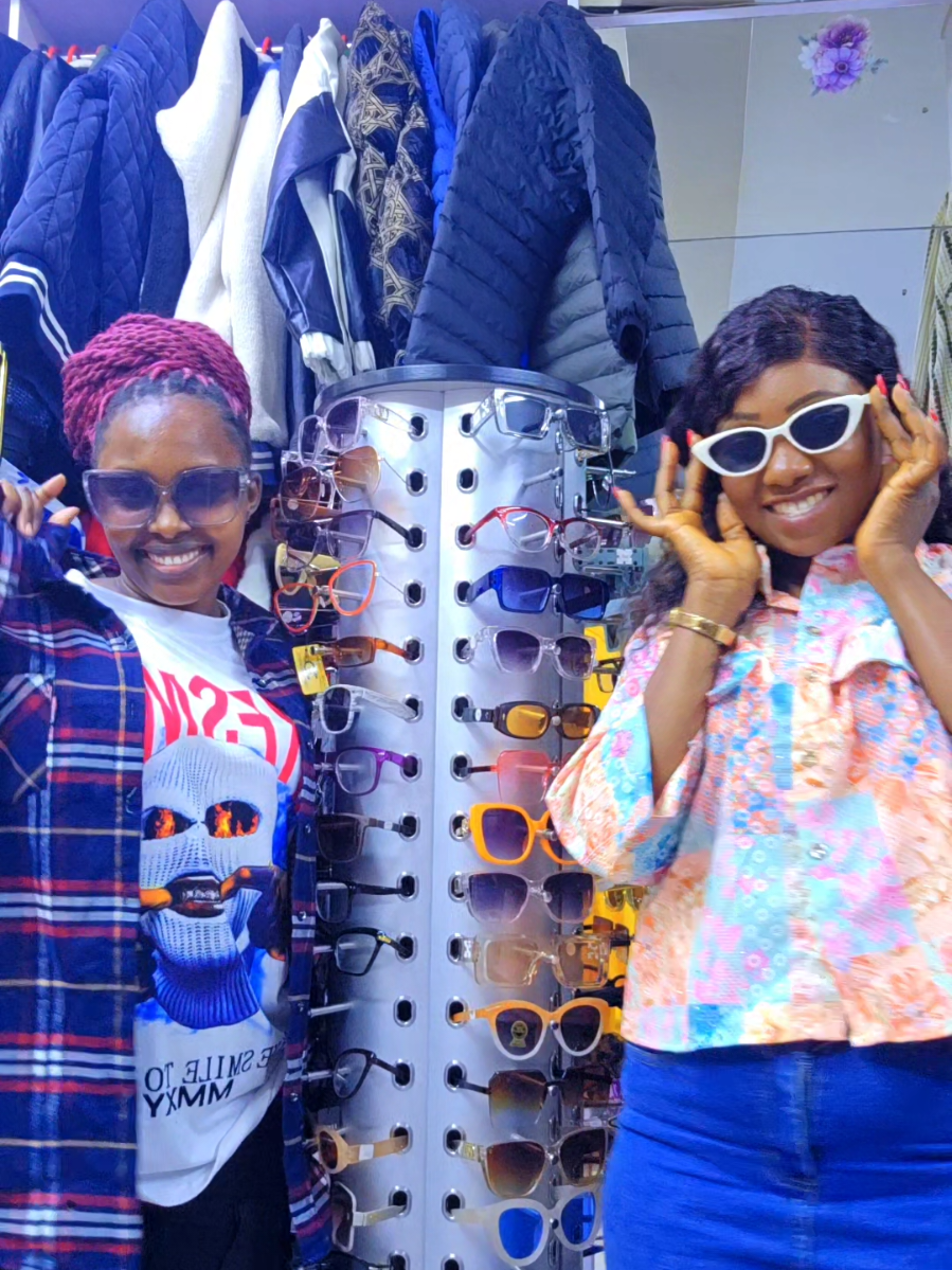 @Dazzling collections kv