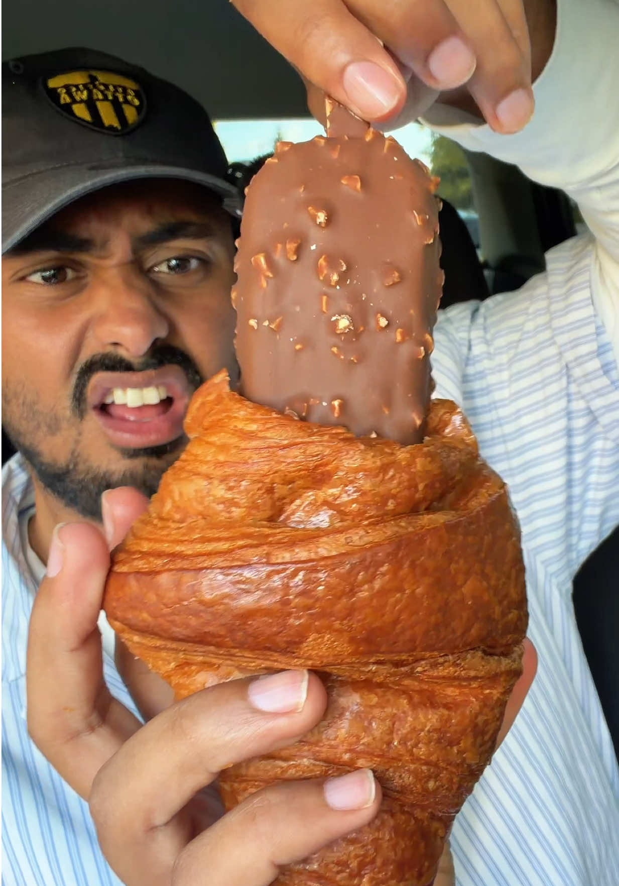 @hassounaeats