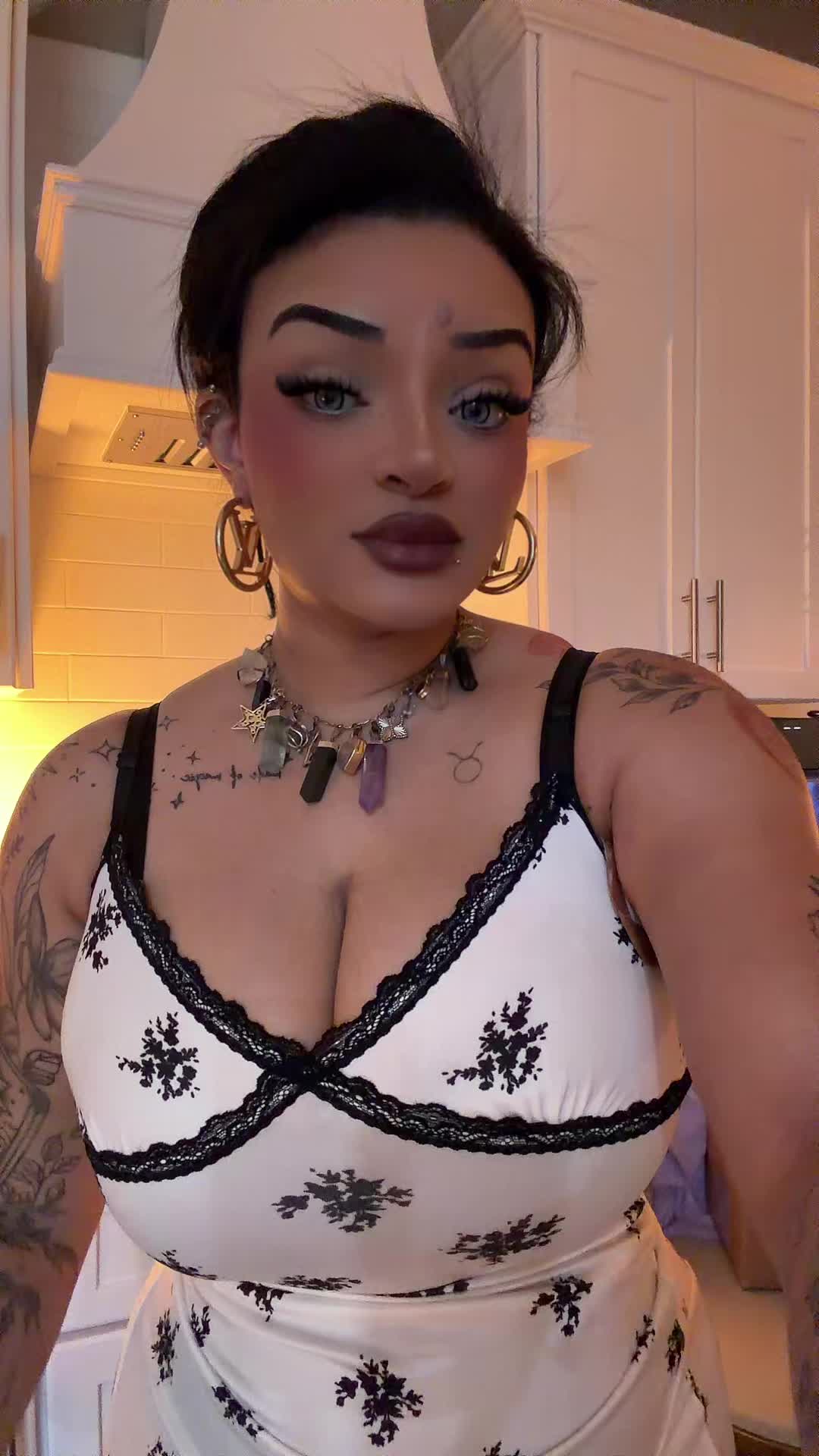 @Anastasia ✨