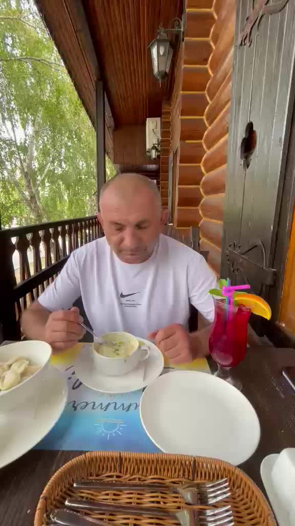 @Саша ( Метр )