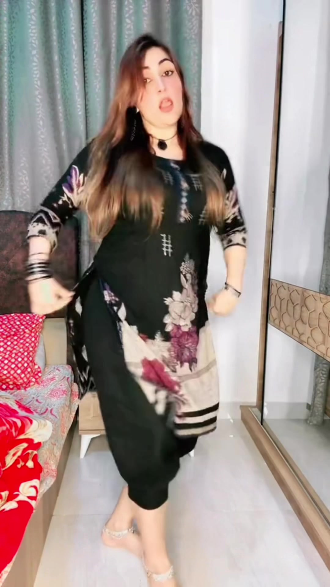 @🇵🇰𝚉𝚊𝚛𝚊 𝙱𝚞𝚝𝚝🇦🇪