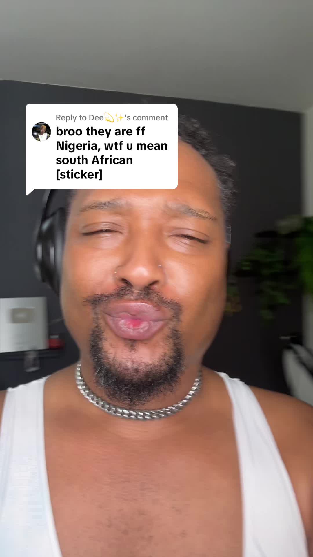 @Spillingteawithjaybee
