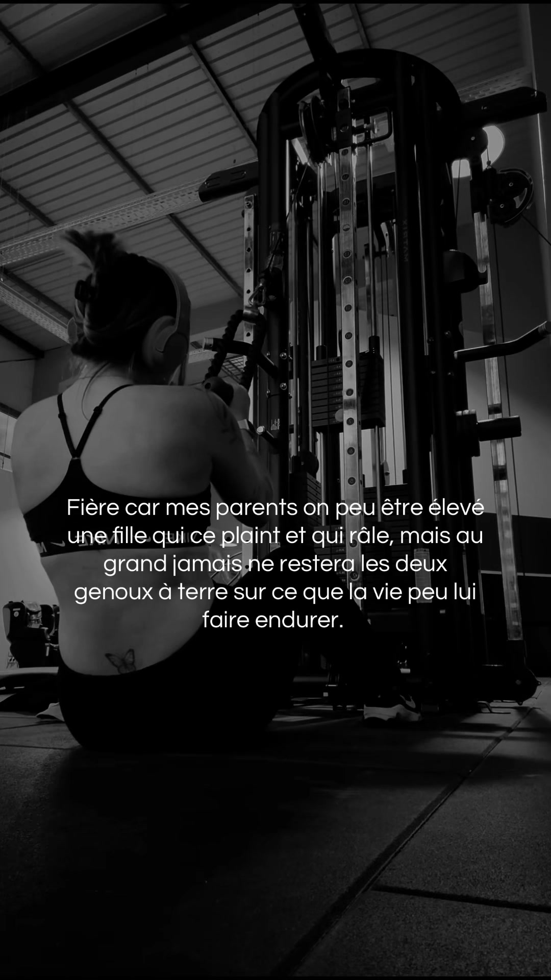 @Ehlauu_