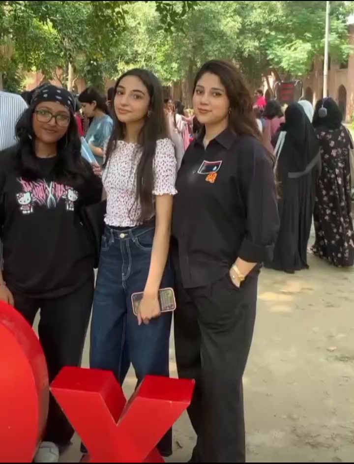 @Irza ❤️💕