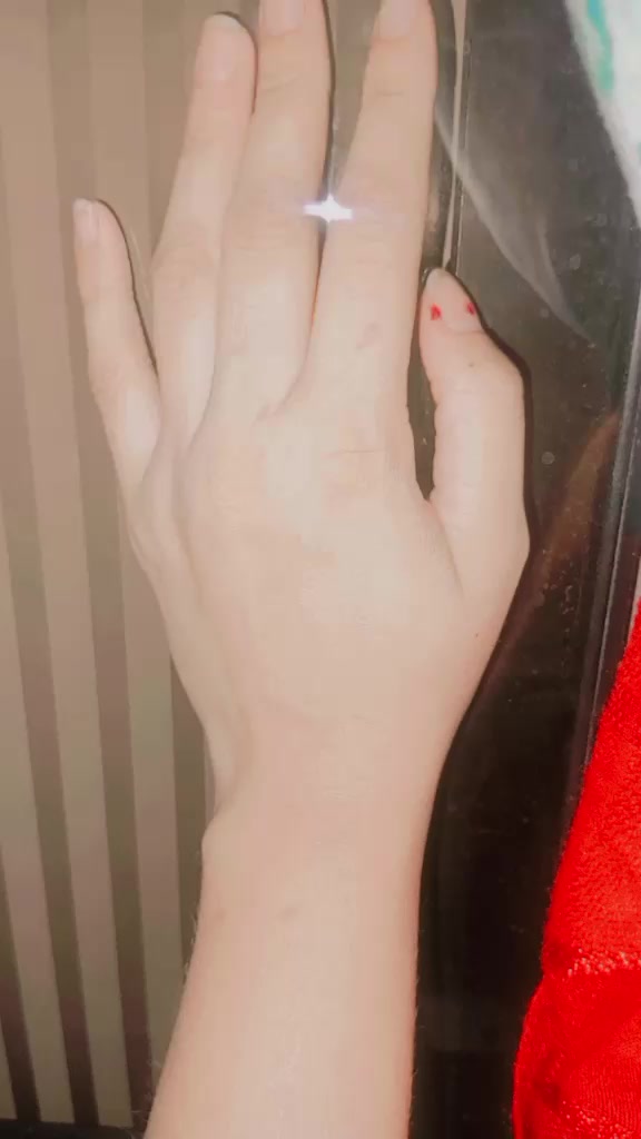 @&Ntilde;&Atilde;❀❀ احسن کی بیگم ہوں ❀❀