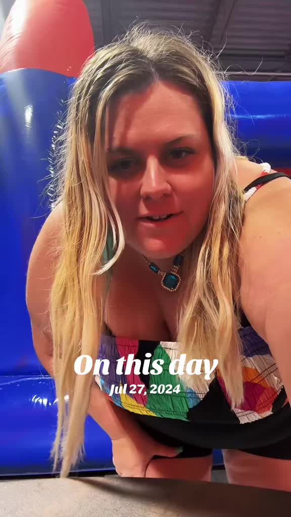 @🍑Liz Anne🍑