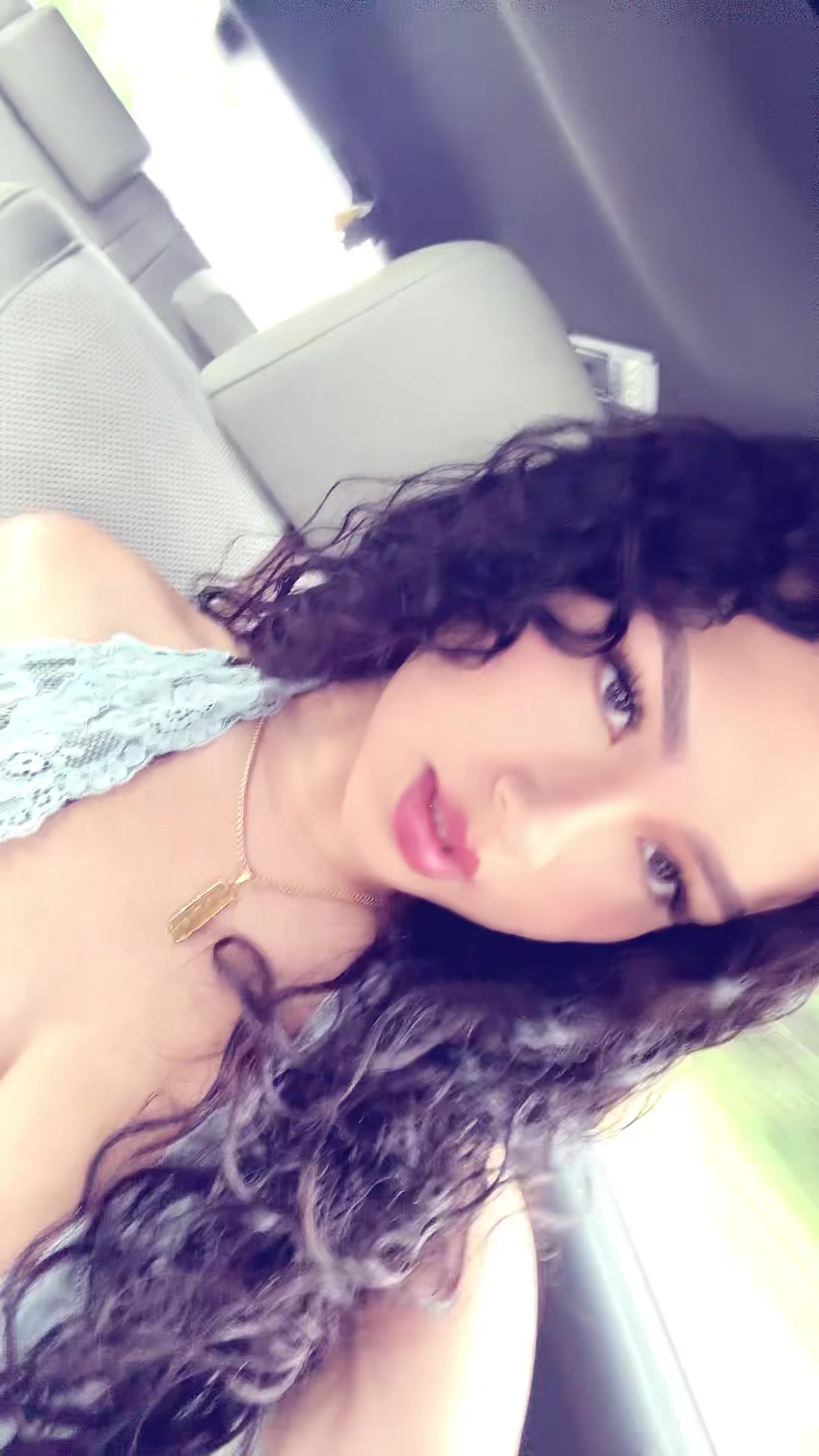 @nnixirella