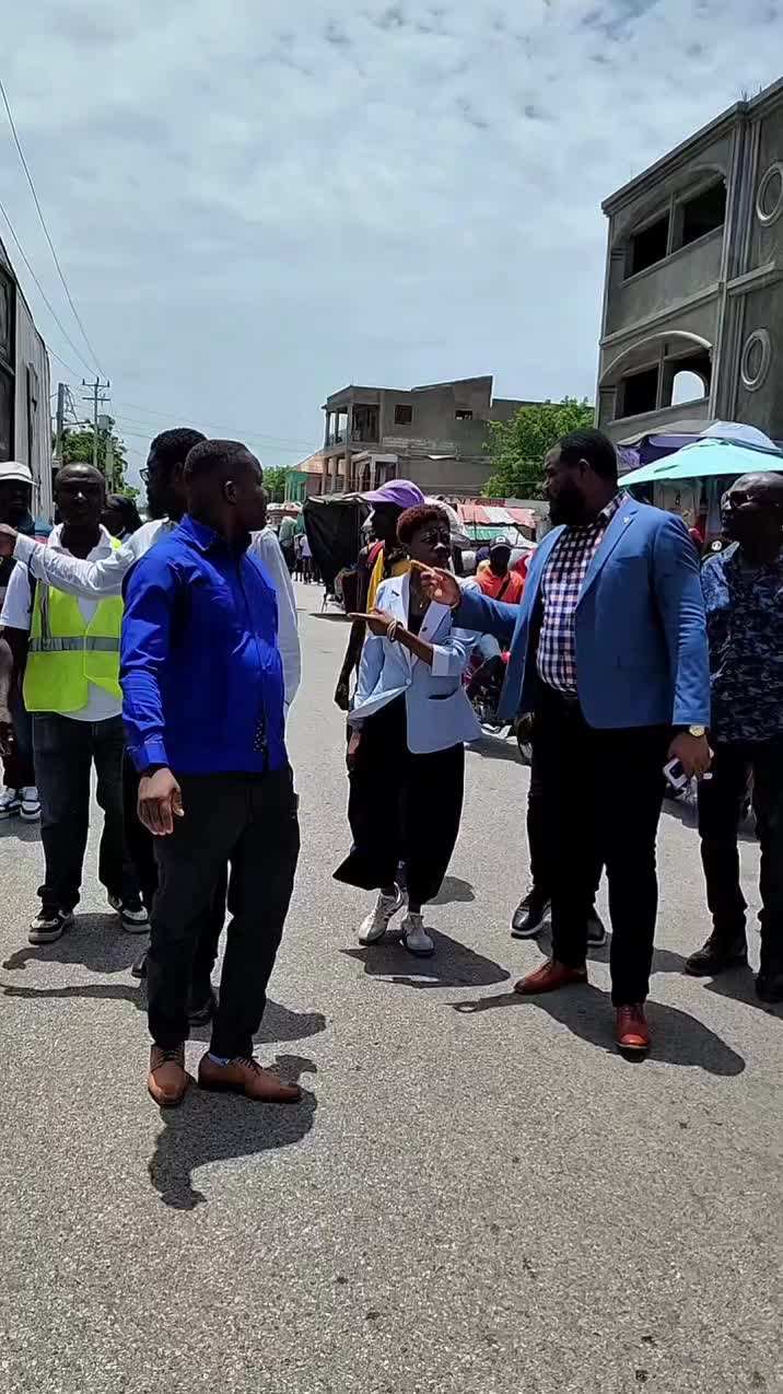 @Gona&iuml;ves