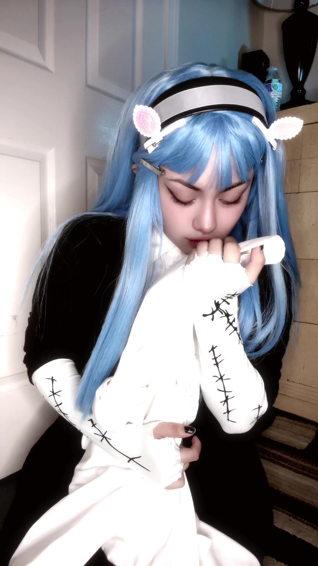 @~ᴀʟɪᴄᴇ~