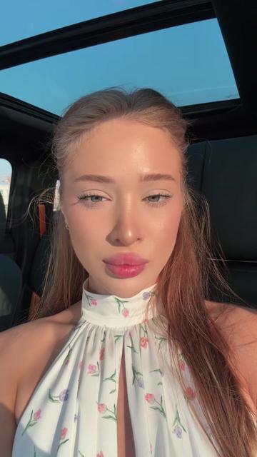 @Yana🩰🫧