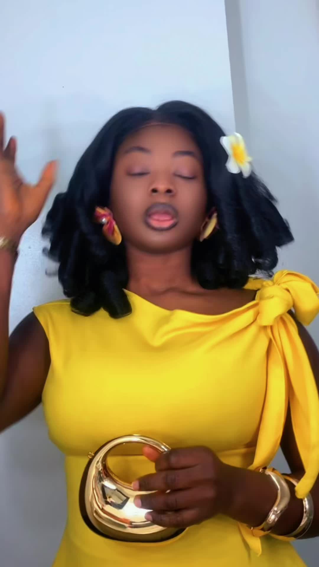 @_tioluwalopehh on IG