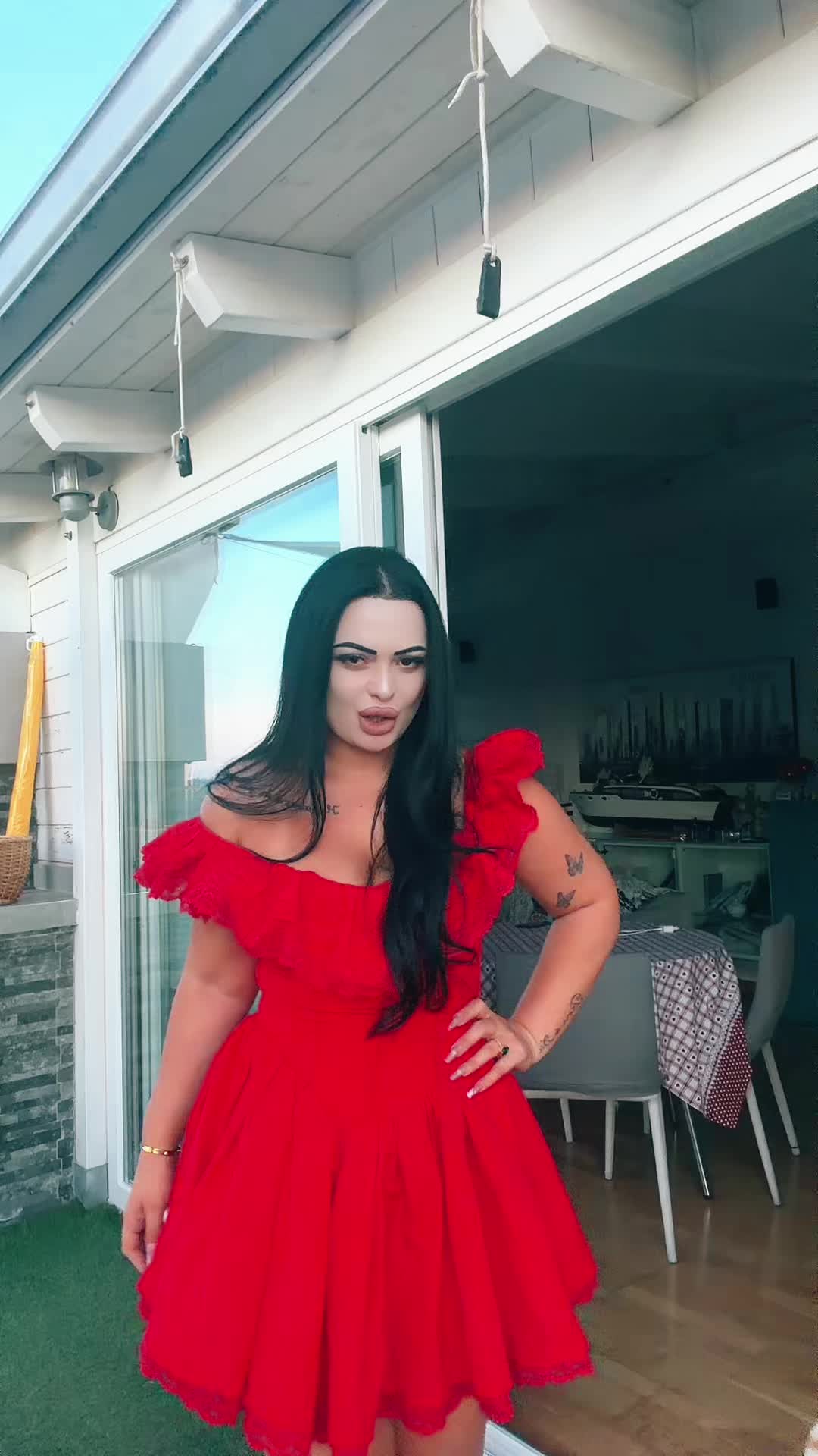 @👉🏻👑𝑄𝑈𝐸𝐸𝑁👑👈🏻