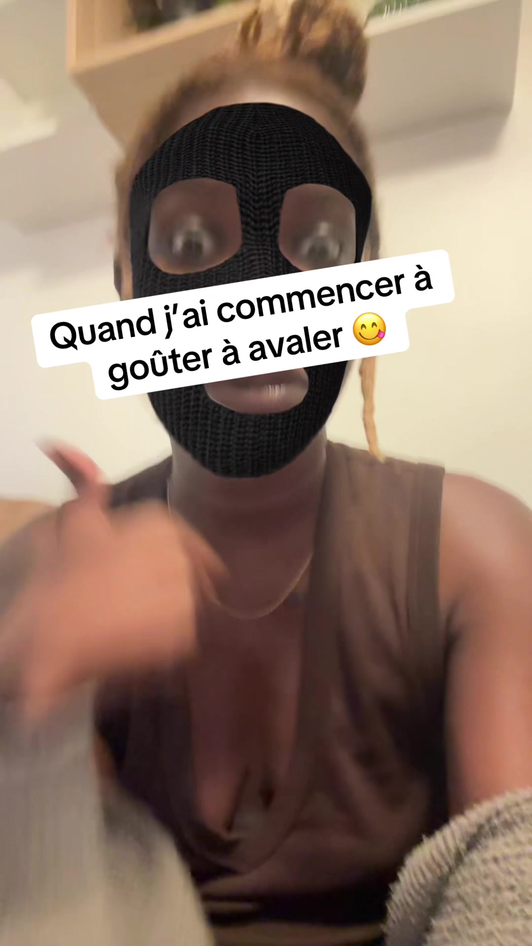 @🤷🏾&zwj;♀️