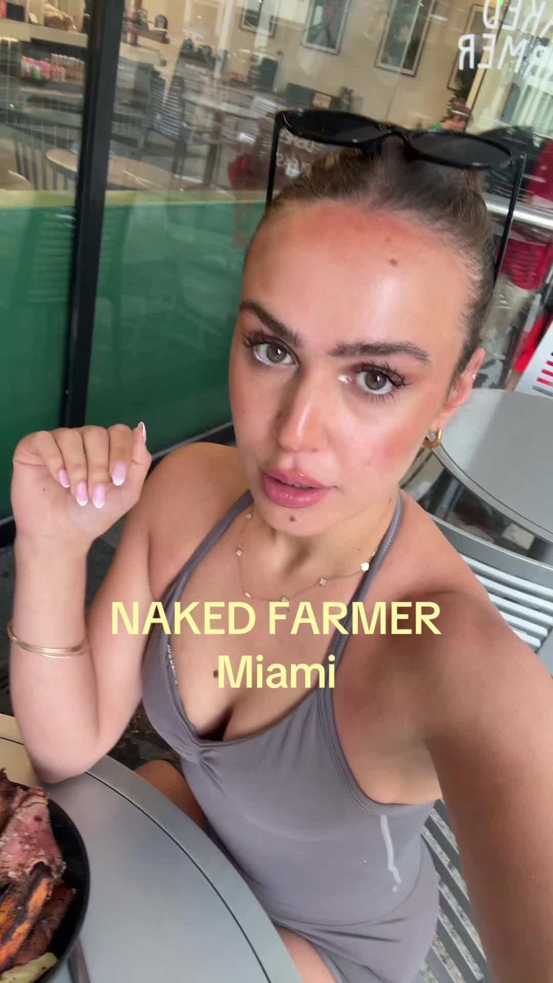 @Anni🪩🍒🏋️♀️