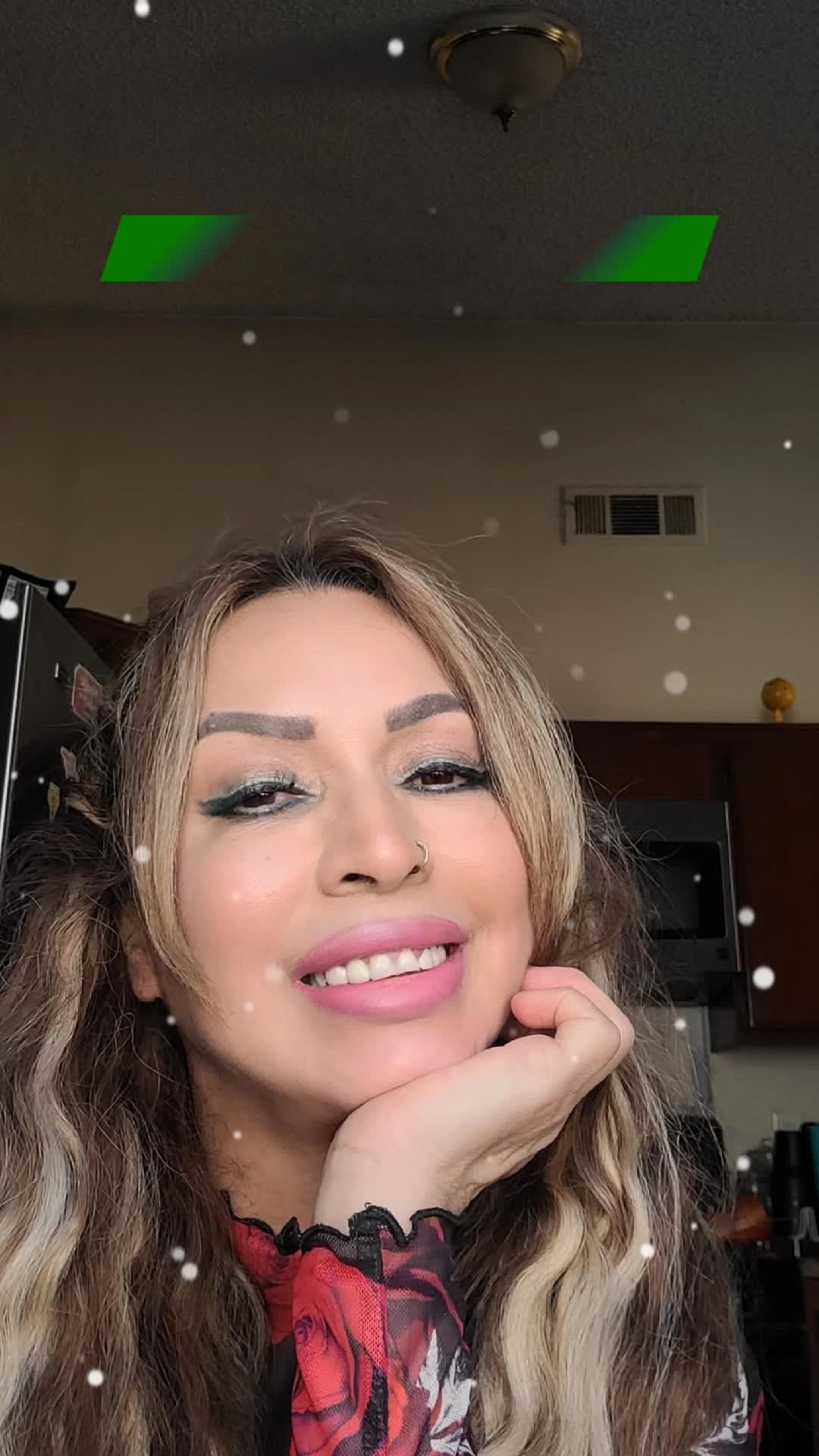 @Liliana Contreras🐥💜🐨🍉✨️👑