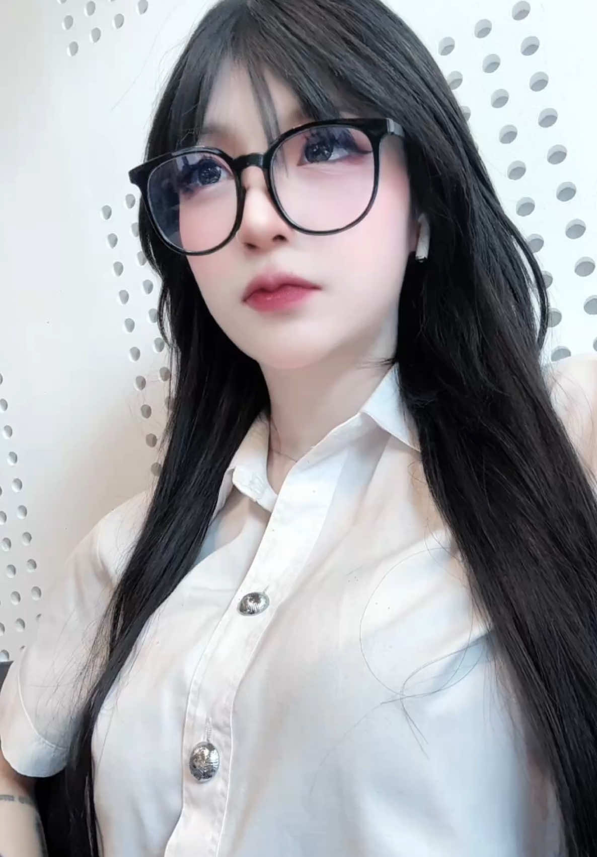 @ยู