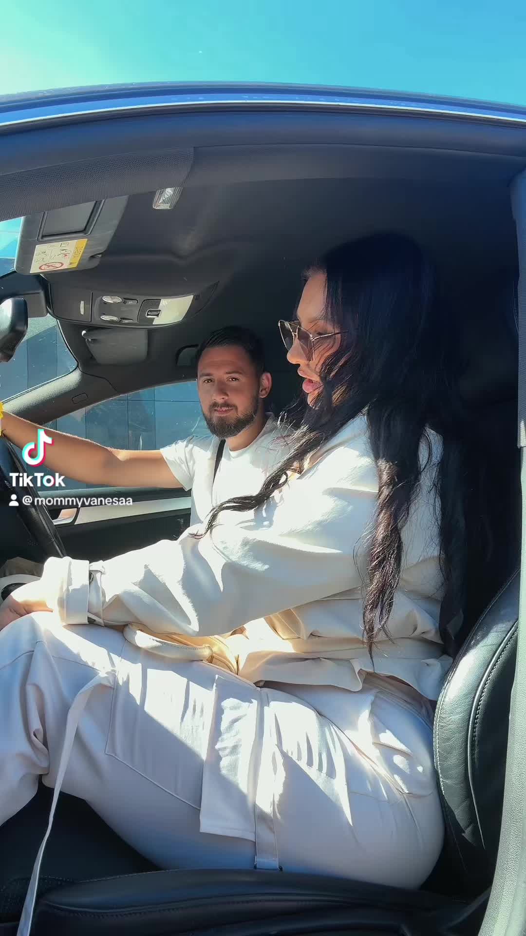 @mommyvanesaa